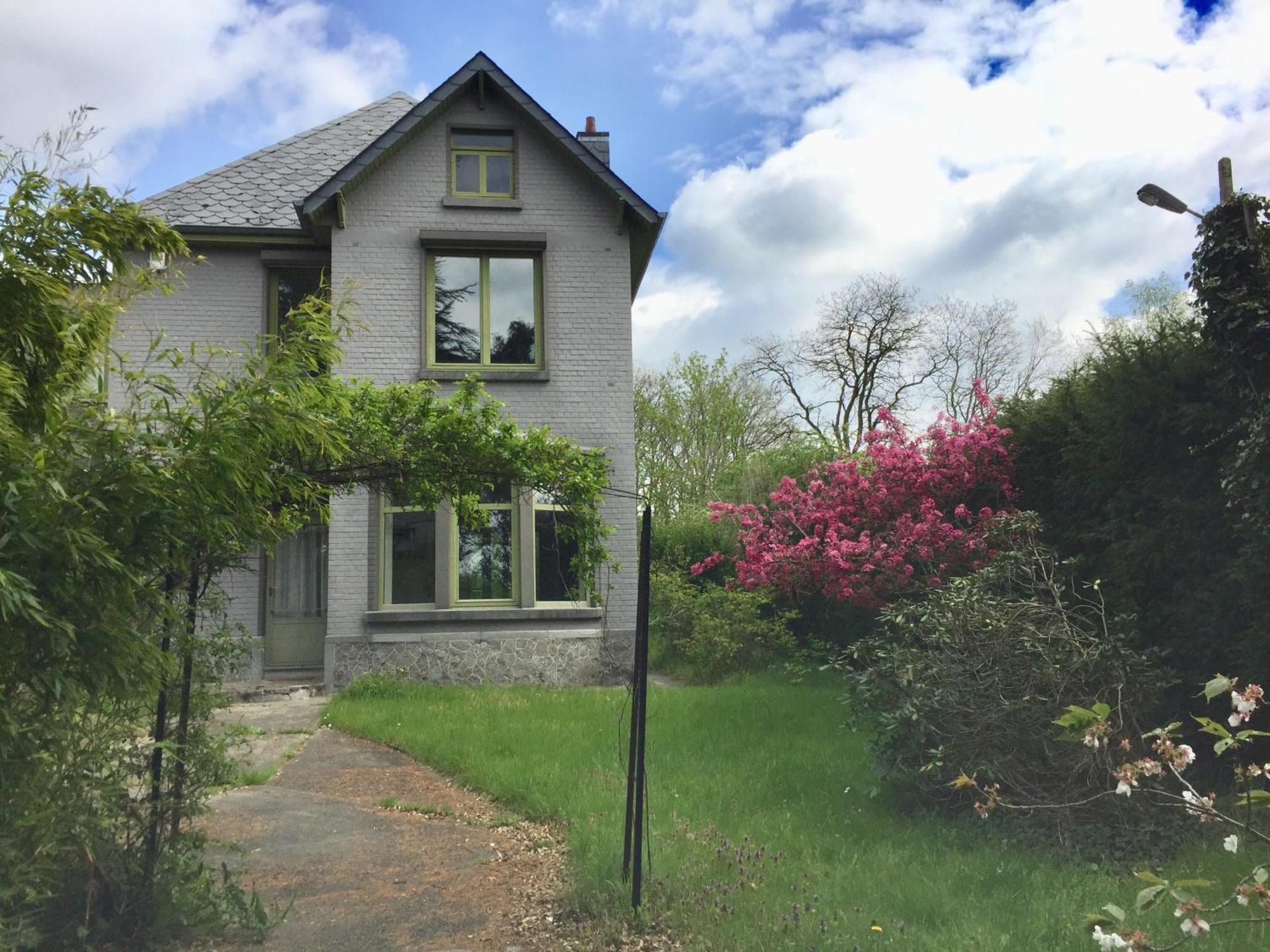Charmante Villa Des Annees 30 Braine-lʼAlleud Eksteriør billede